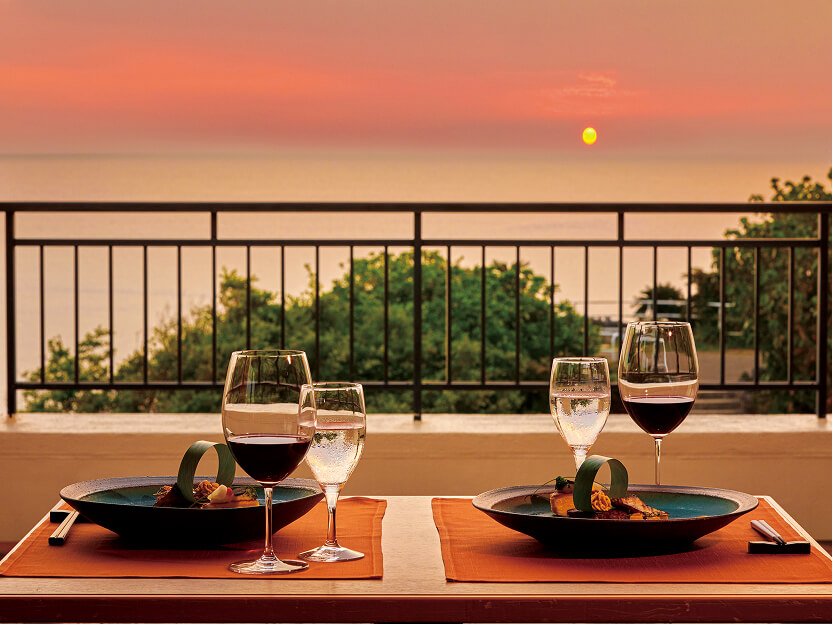 オーシャンビューを見ながら料理